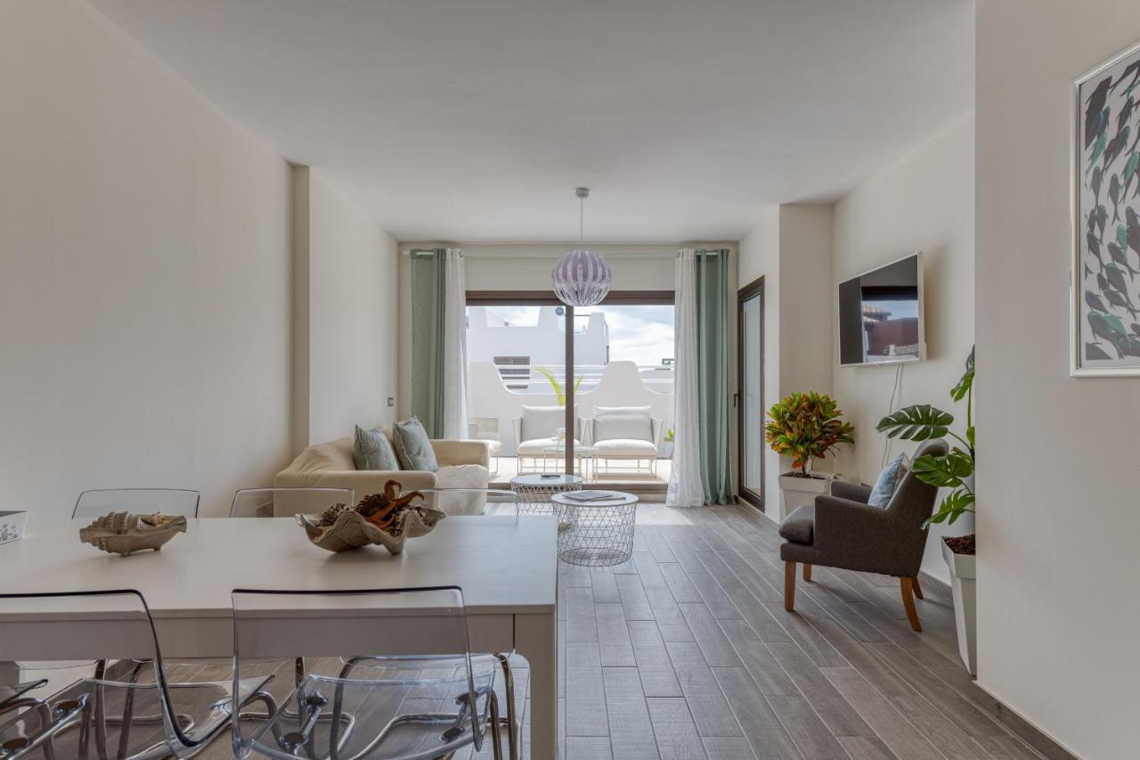 Homeforguest Flat With Large Terrace In Modern Residential Complex With Swimming Pool Caleta de Fuste Extérieur photo